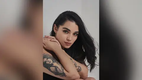 AdalineCruz — 🤍