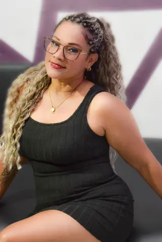 SamiraLennox — Streamate Photos