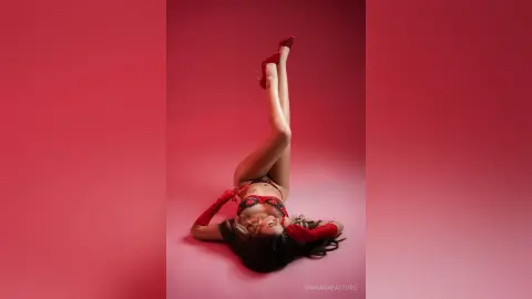 MarianaPastore — Pleasure in two legs