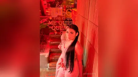 ElodieCooper — 🍸