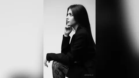 JessieHille — Classy woman