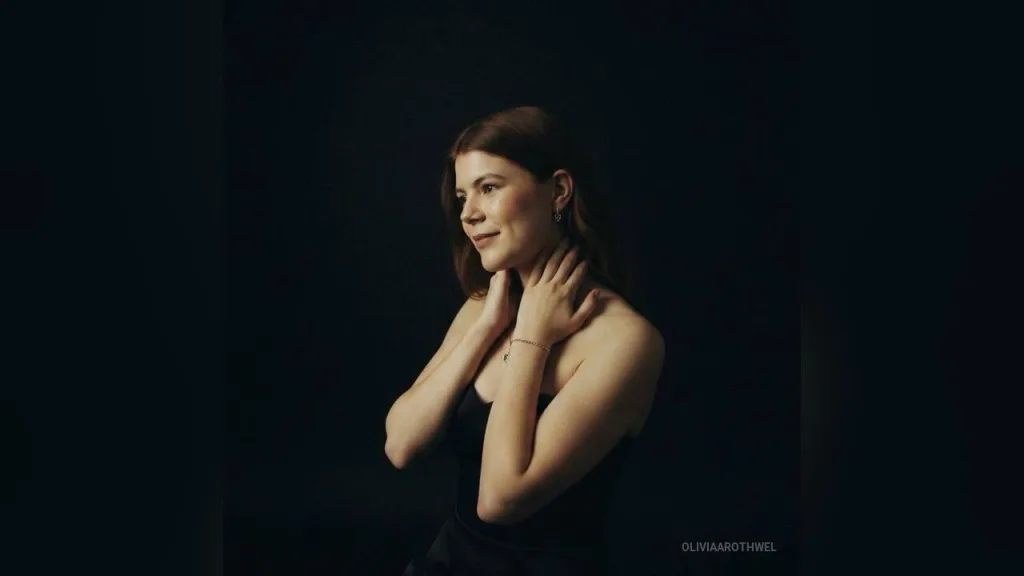 OliviaaRothwel — live cam