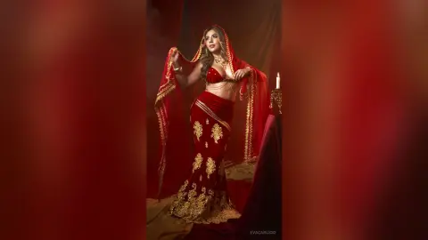 EvaCarusso — Its Hallowen