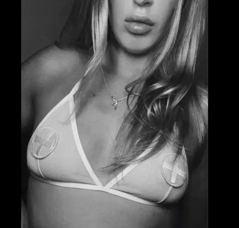 Elleiaxxo — Streamate Photos