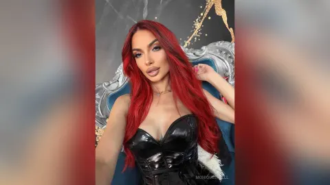 MoniqueSpelll — .