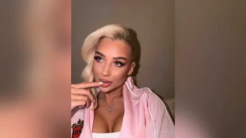 AshlyLush — selfie F1🏎️