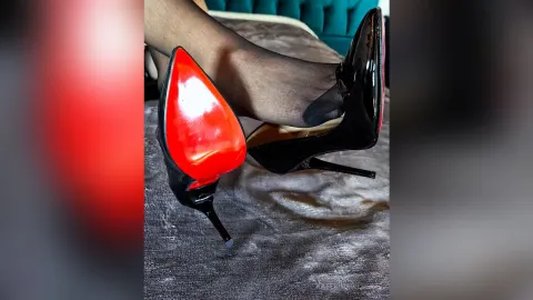 KaterinaGilbert — Addicted to Louboutins
