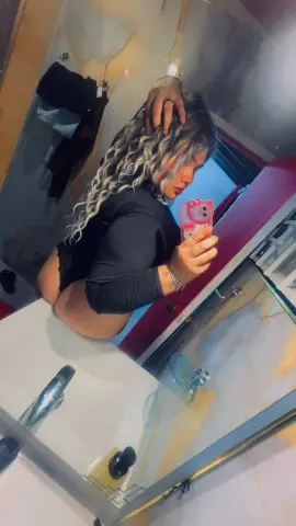 MarinaBusty — Streamate Photos