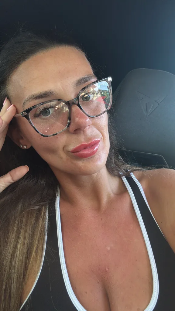 MimiLouisex — Streamate Photos