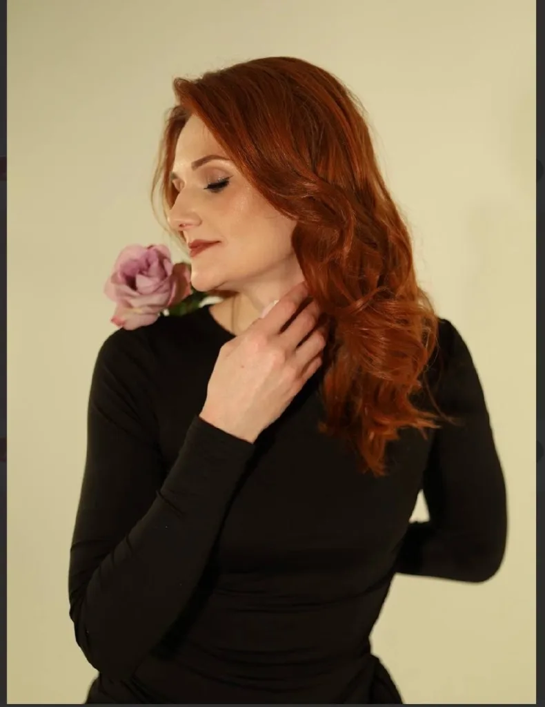 LolaRouge80 — Streamate Photos