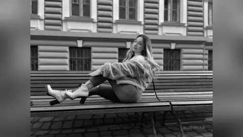 AlizeeBlair — Black’s back 