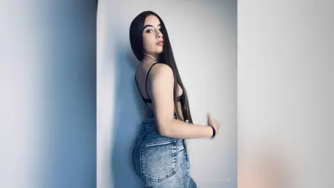 SelenaVane — casual