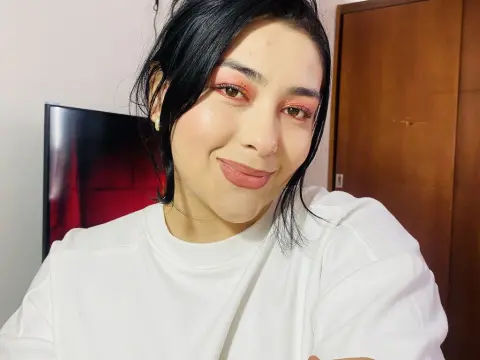 SophieBella cam model