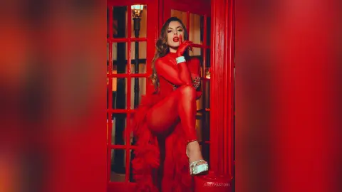 GabyPastori — Red is me
