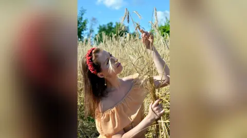 MiaEstrellas — One day in village