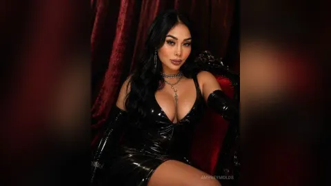 AmyReymolds — Dark elegance