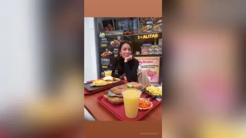MadisonViolet — Doing what i love eat lol