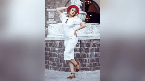 AmelieSkylar — Classy and sexy