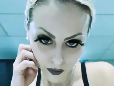 ViktoriaRavena cam model