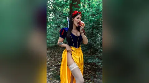 IngridSaint — Red Lips Tease