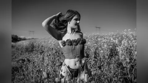 EvaDevon — Like a Poppy