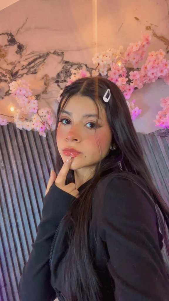 AlexandraVenuss — Streamate Photos