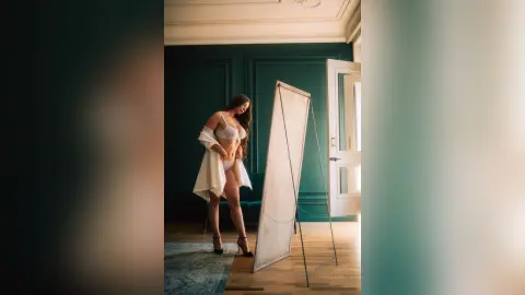 ClaireRyder — Lady in White♥