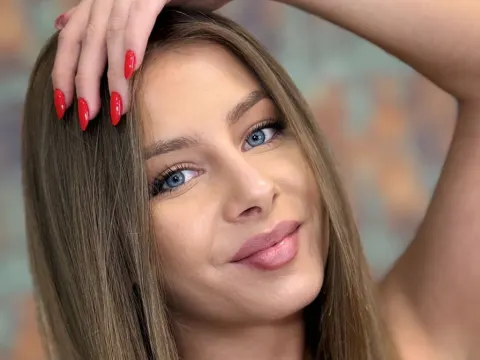 DefneAndra — LiveJasmin cam model