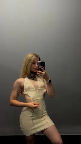 HotBlondy00 — Streamate Photos