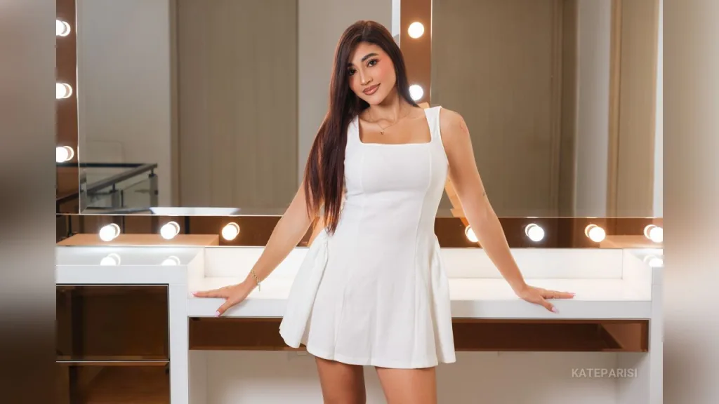 KateParisi — In white