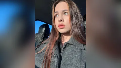 UliaNeer — The sun is shining, I shine with it.