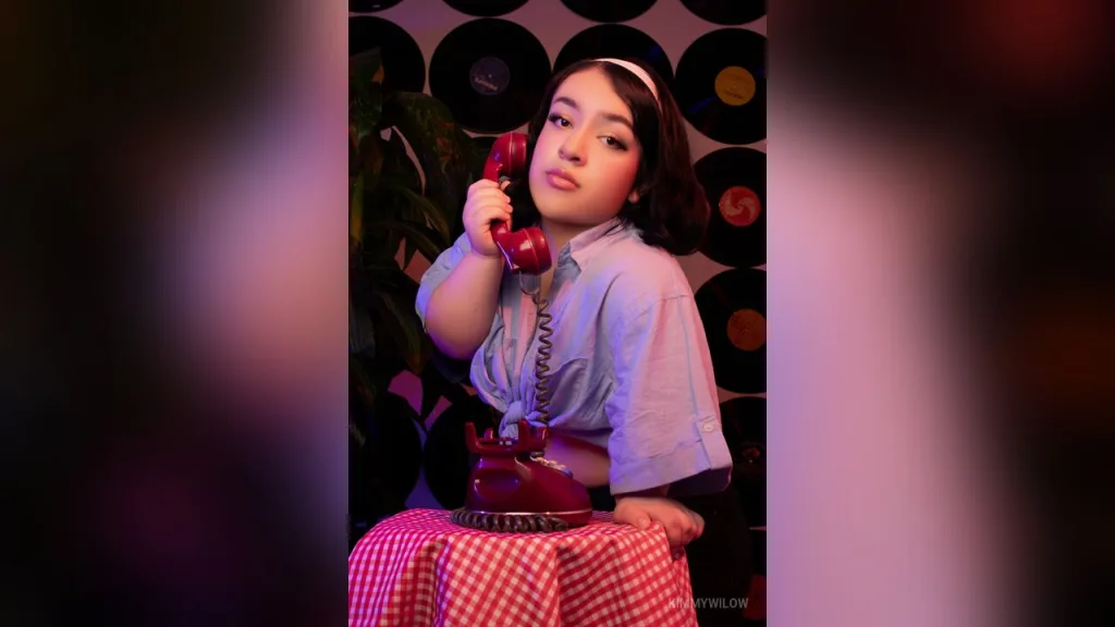 KimmyWilow