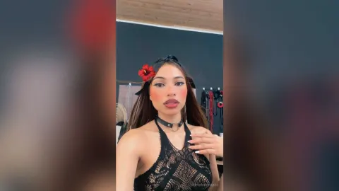 SophiaRichards — 😈