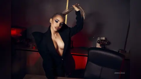 AmalRae — Too glam to give a damn