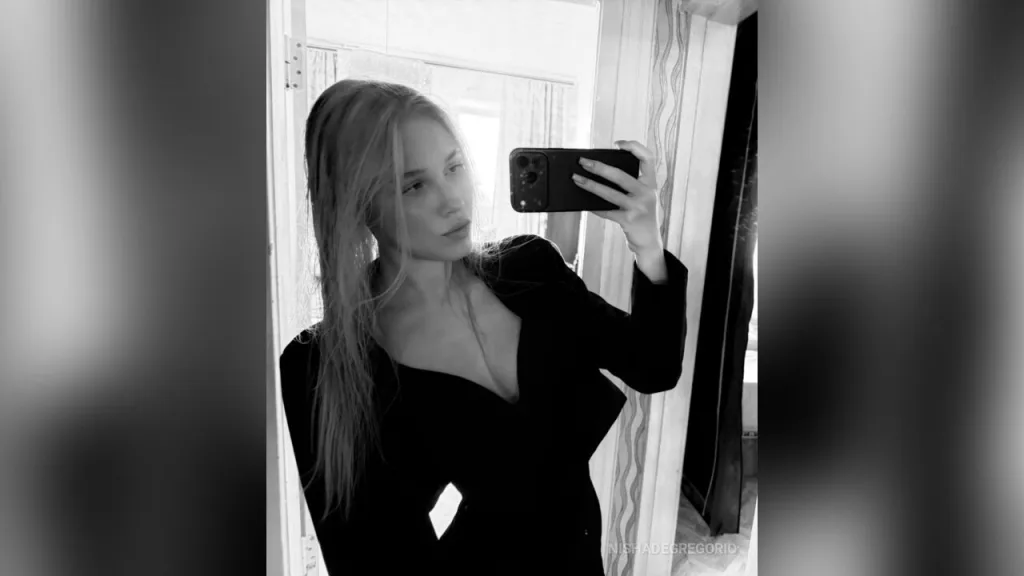 NishaDegregorio — live cam