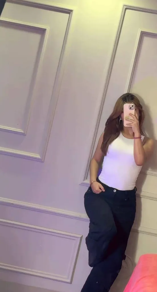 bellaColens — Streamate Photos