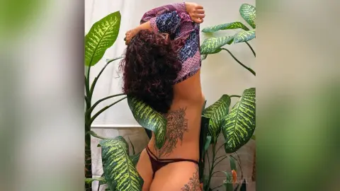 KasiaHill — green and purple