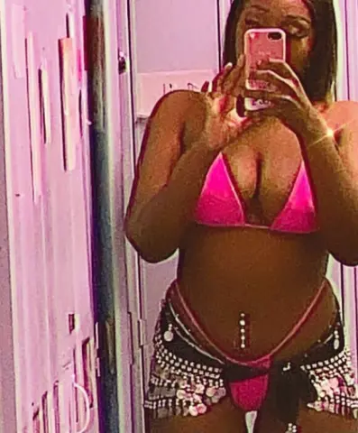 NikitaJamaica — Streamate Photos