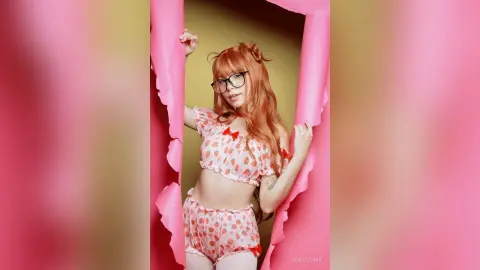 SukiiStark — Hello Cute