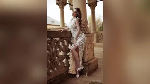 ElaRossie — Princess Alone in The Castle