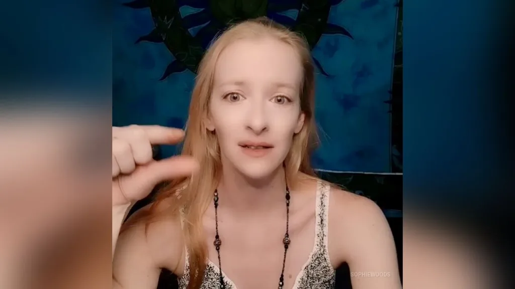 SophieWoods — Free 2