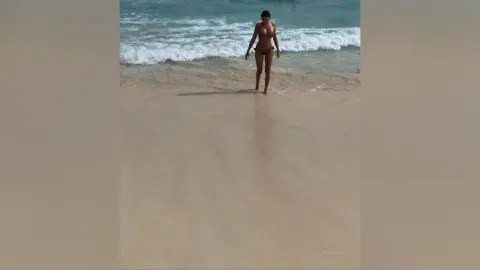 Mia — Vacation
