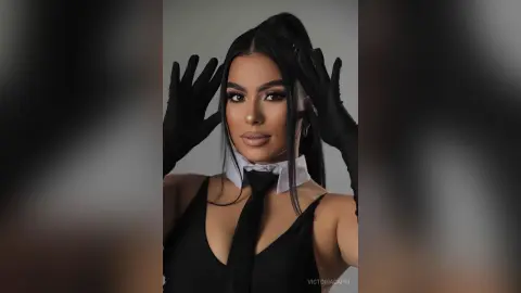 VictoriaCapri — Sexy secretary session❤