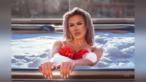 Demi — jacuzzi time ❤