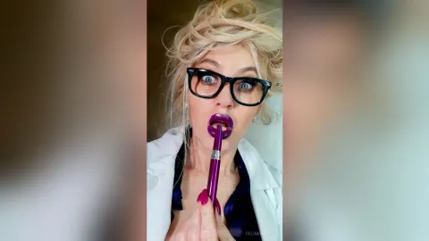 CelineGuerrin — Sexy Glasses