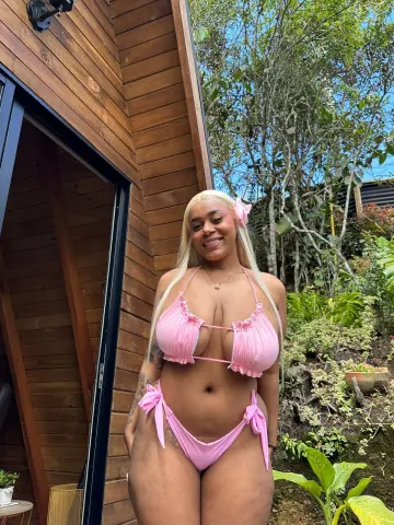 YariRose — Streamate Photos