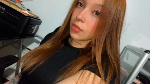 scarlett_luxx — Streamate Photos