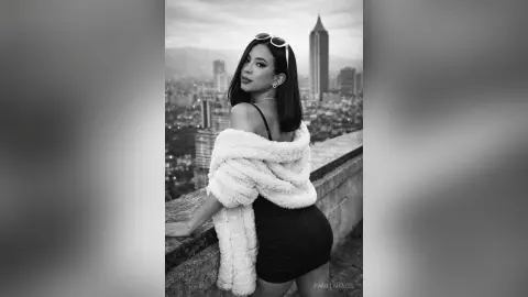 PamelaHazel — living that NYC vibes.