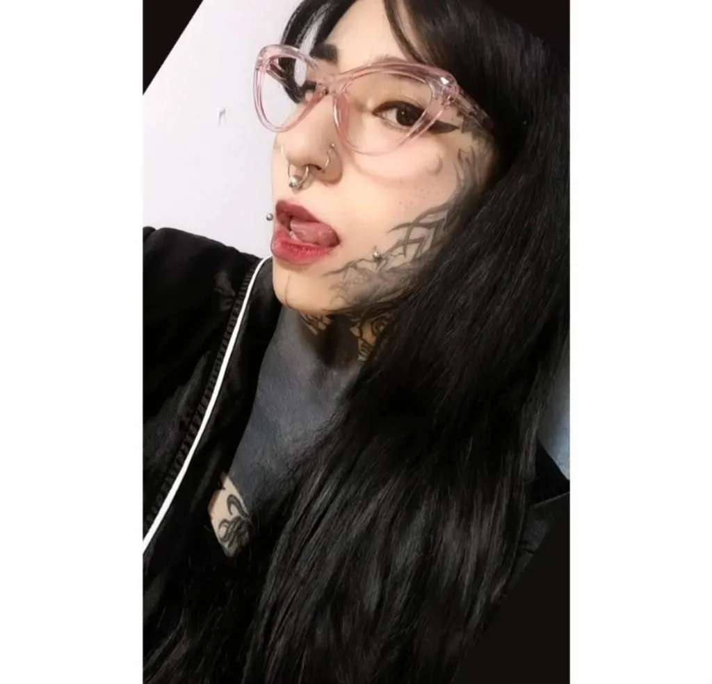 Daccota_Dmone