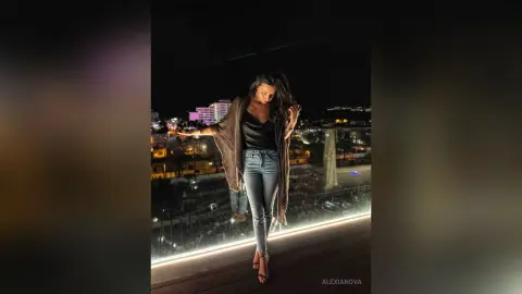 AlexiaNova — 😍